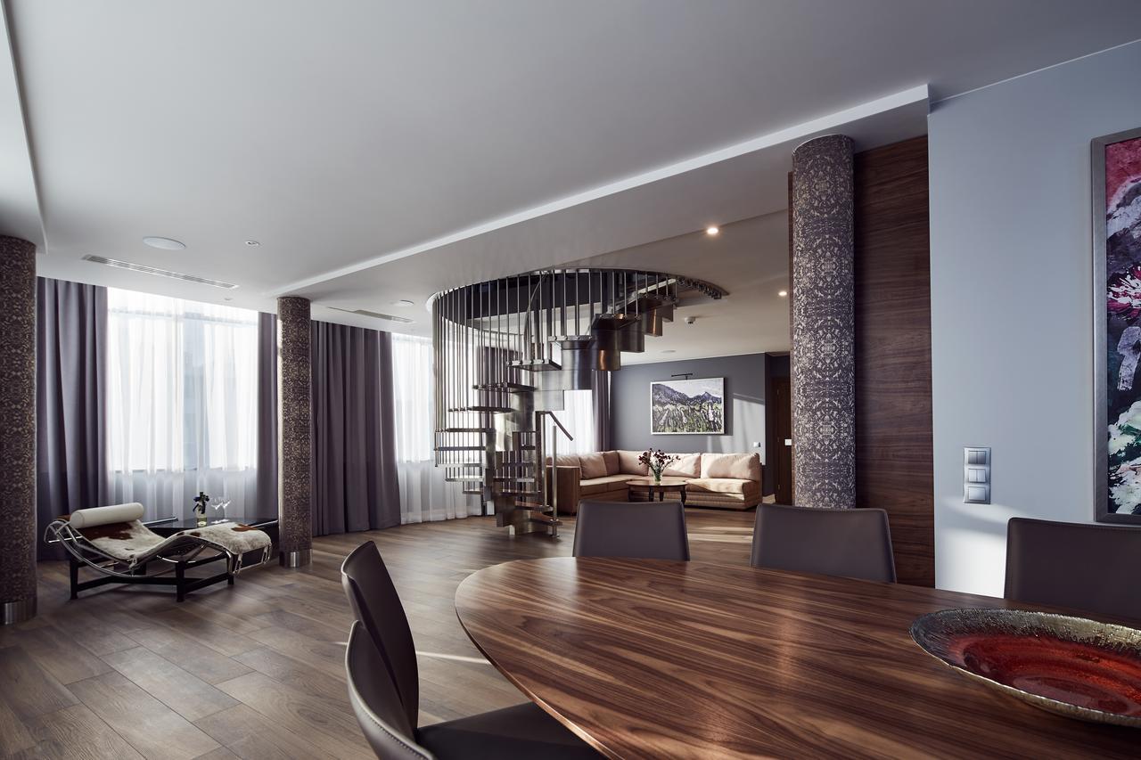 Luxury Panoramic Penthouse