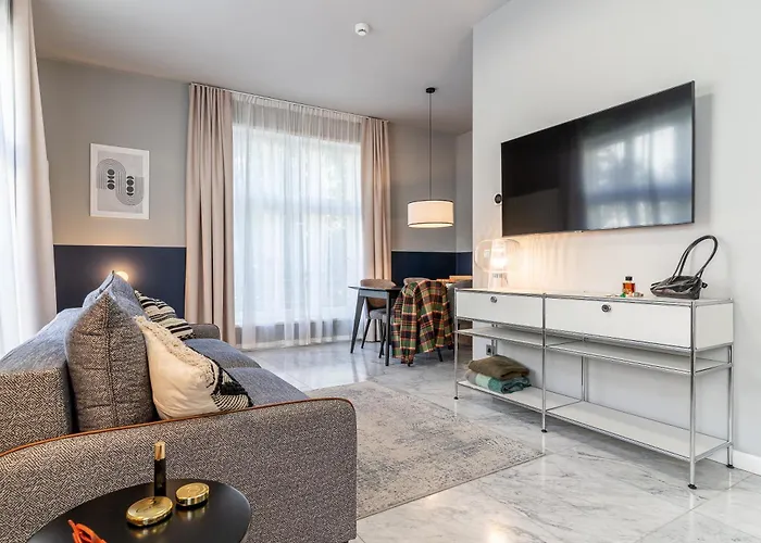 H11 Aparthotel Cracovia
